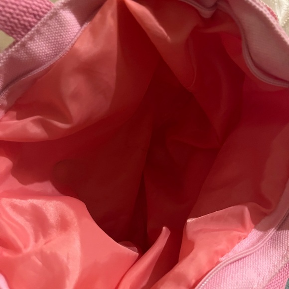 CUTE KIRBY LUNCHBAG - Picture 2 of 3